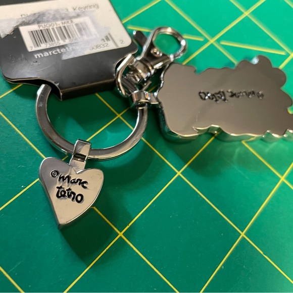 Marc Tetro Pug dog keychain - Picture 6 of 6